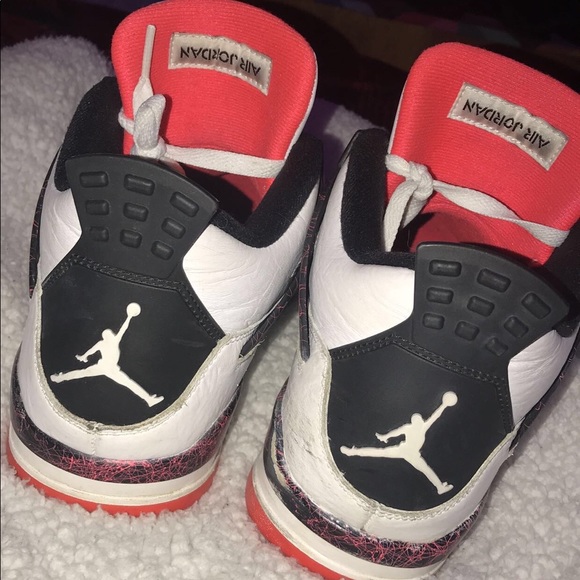 JORDAN 4 NOSTALGIA🔥 - Picture 4 of 5